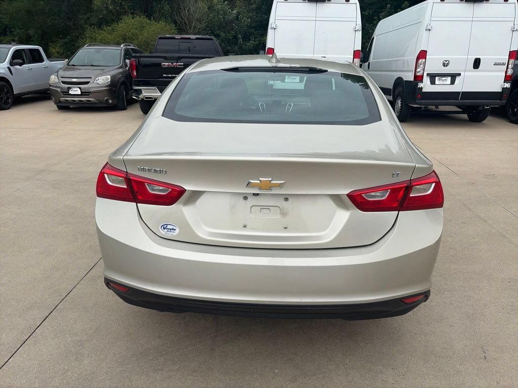 Used 2016 Chevrolet Malibu LT FWD image 8