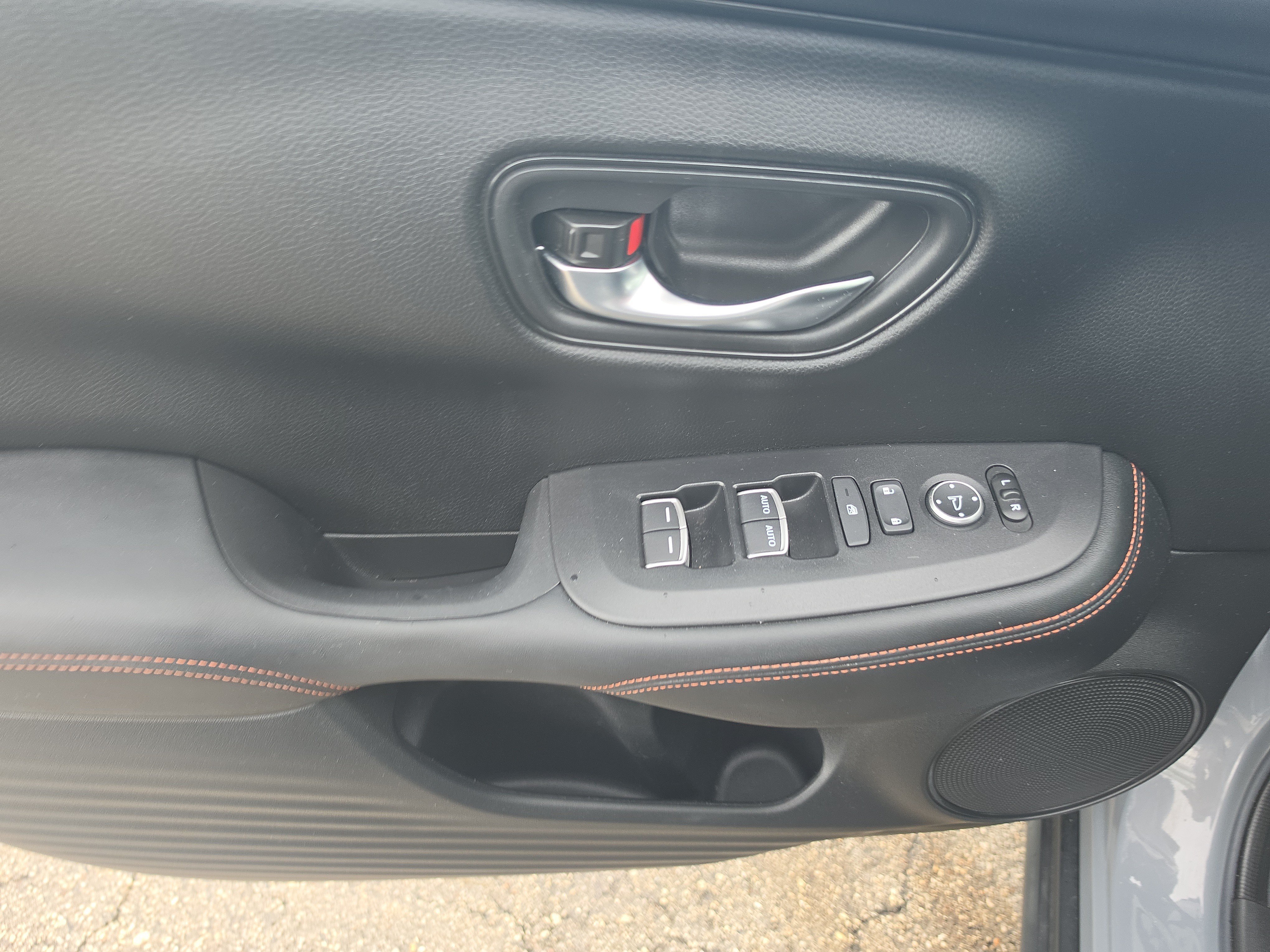 Certified 2024 Honda HR-V Sport image 17