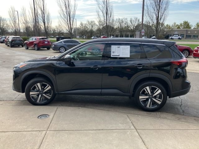 Used 2026 Nissan Rogue SL AWD/4WD image 6