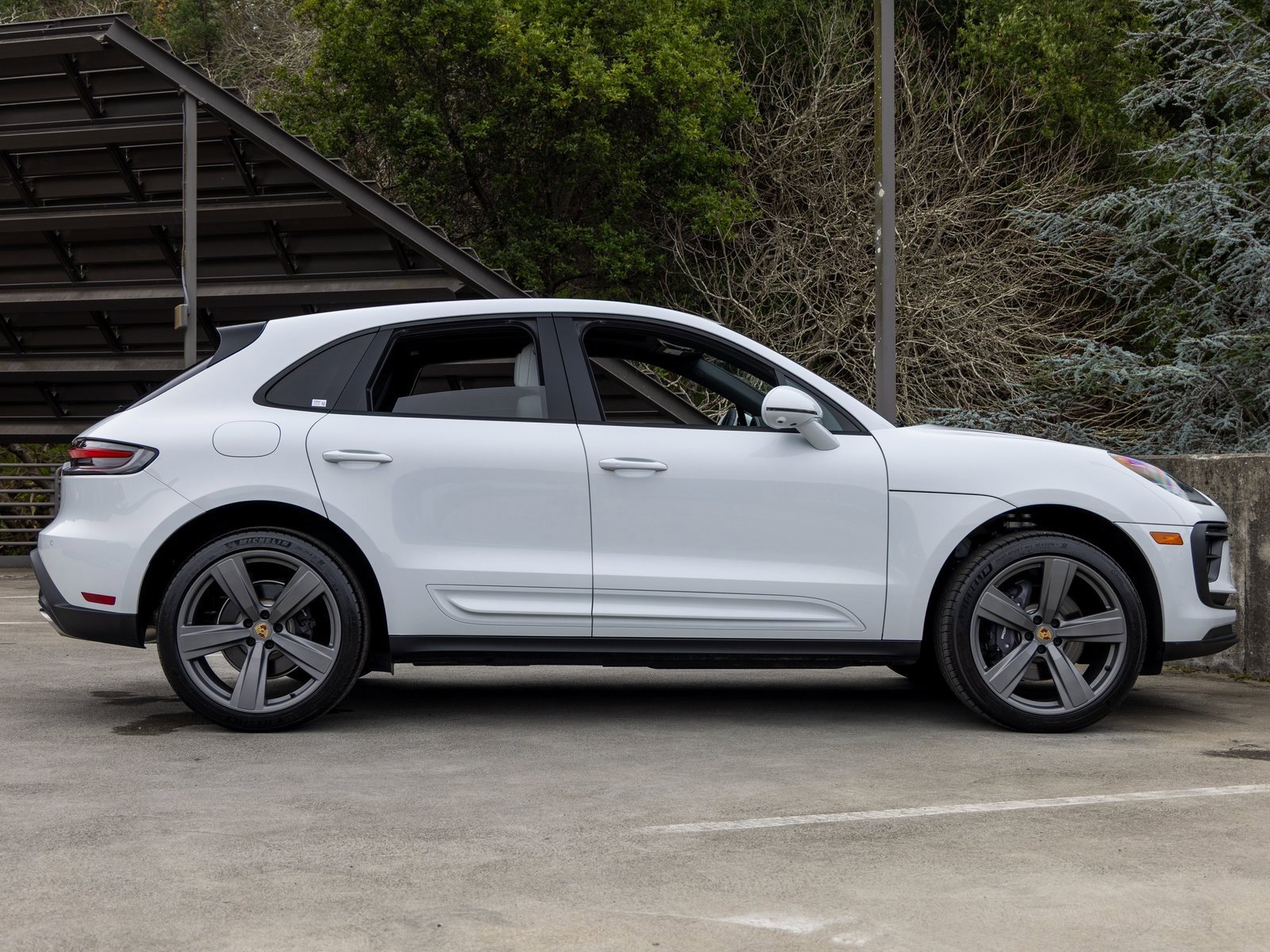 New 2025 Porsche Macan image 12