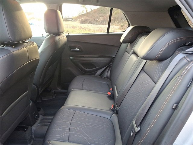 Used 2020 Chevrolet Trax LT w/ LT Convenience Package image 10
