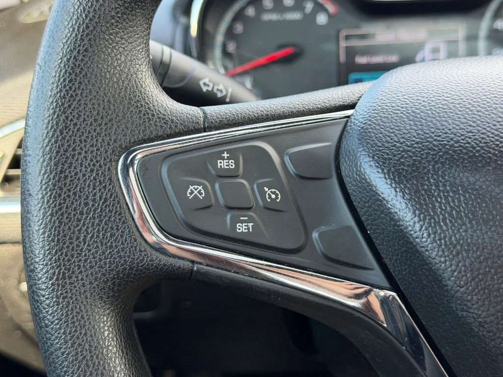 Used 2017 Chevrolet Cruze LT w/ Sun And Sound Package FWD image 15