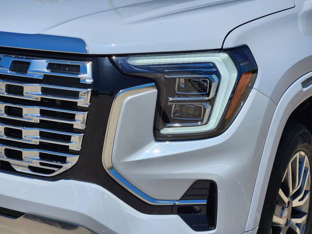 Used 2026 GMC Terrain Denali AWD/4WD image 6