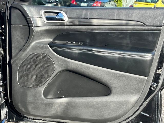 Used 2022 Jeep Grand Cherokee Laredo X image 19