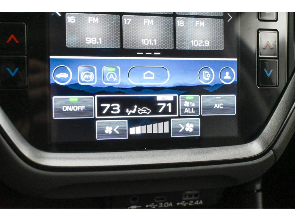 Used 2025 Subaru Crosstrek 2.5i Limited w/ Crosstrek Mirror Package image 26