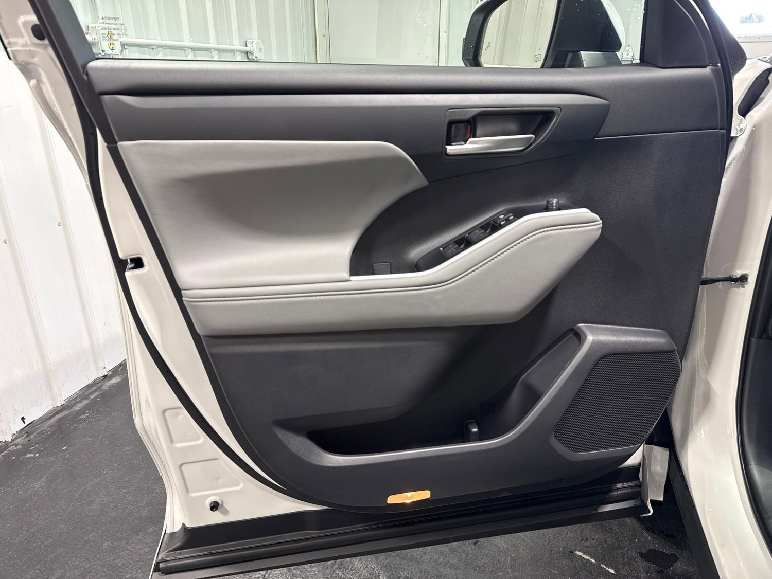 New 2026 Toyota Highlander XLE AWD/4WD image 22