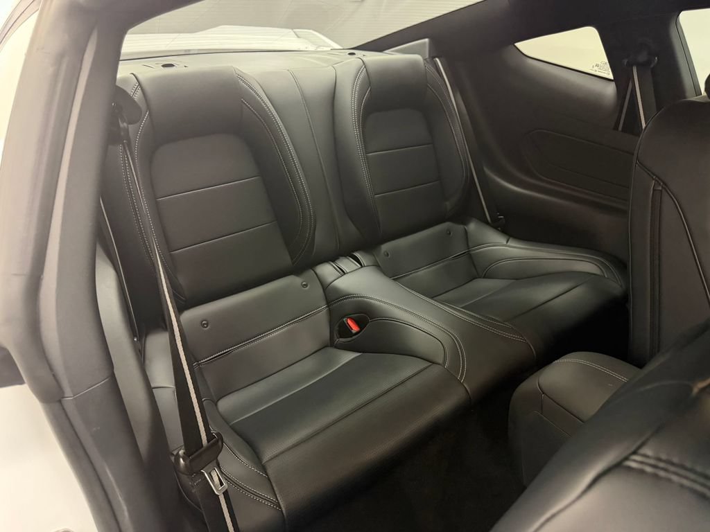 Used 2025 Ford Mustang GT Premium RWD image 28