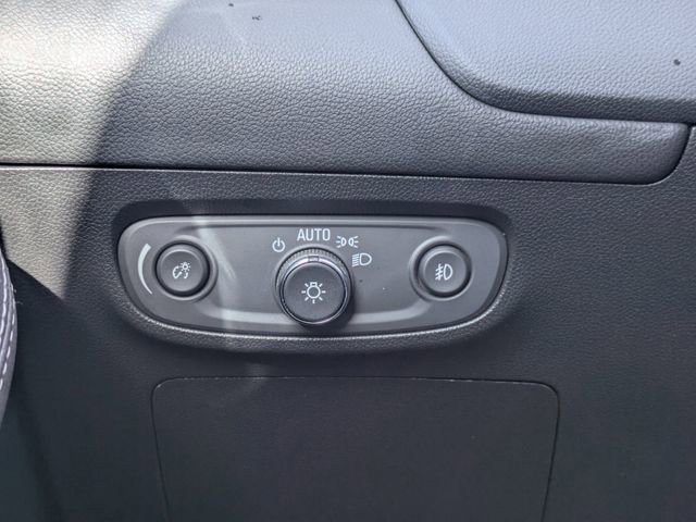 Used 2023 Buick Encore GX Select w/ Sport Touring Package image 29