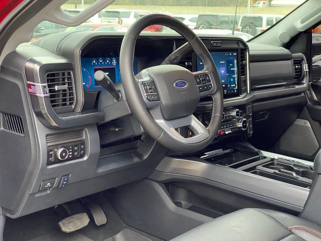 Used 2025 Ford F250 Lariat w/ Chrome Package image 10