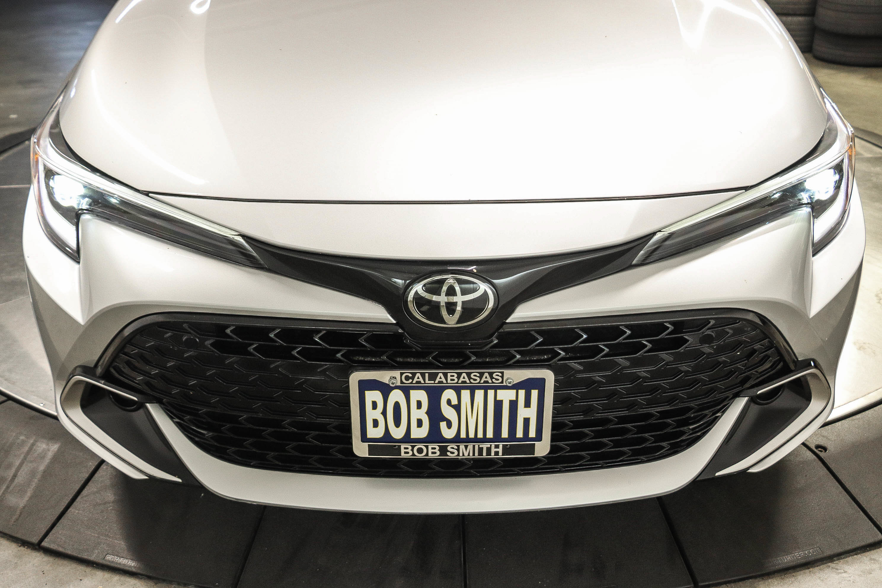 Used 2023 Toyota Corolla XSE FWD image 10