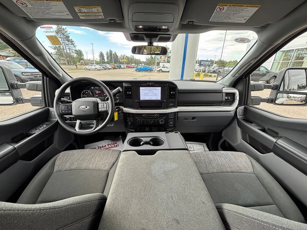 Used 2025 Ford F250 XLT AWD/4WD image 22