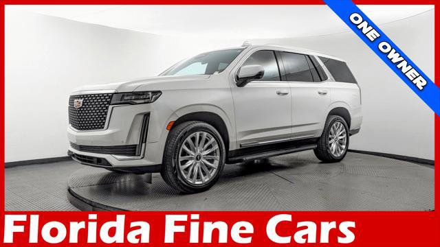 Used 2021 Cadillac Escalade Luxury RWD image 1