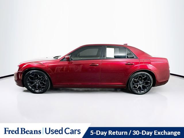 Used 2019 Chrysler 300 S RWD image 4