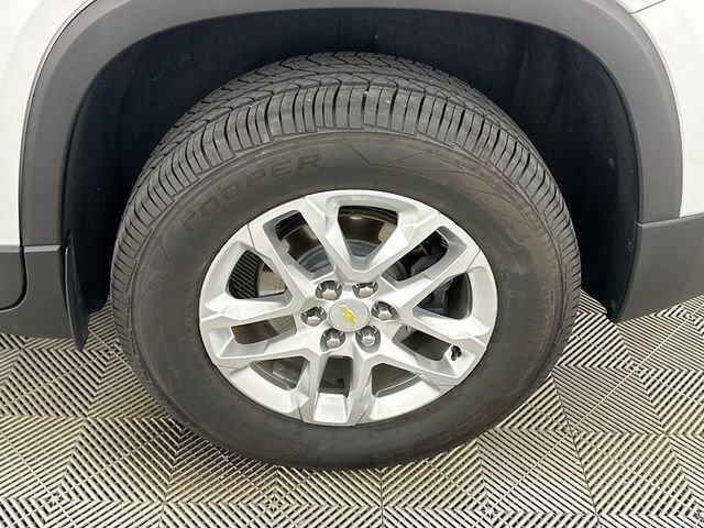 Used 2020 Chevrolet Traverse LT FWD image 23