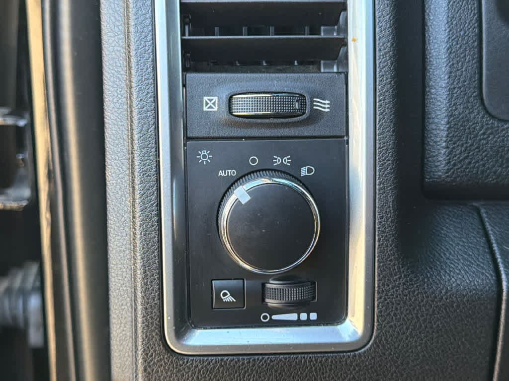 Used 2023 RAM 1500 Warlock w/ Electronics Group AWD/4WD image 36