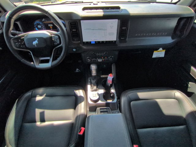 Certified 2025 Ford Bronco Badlands AWD/4WD image 17