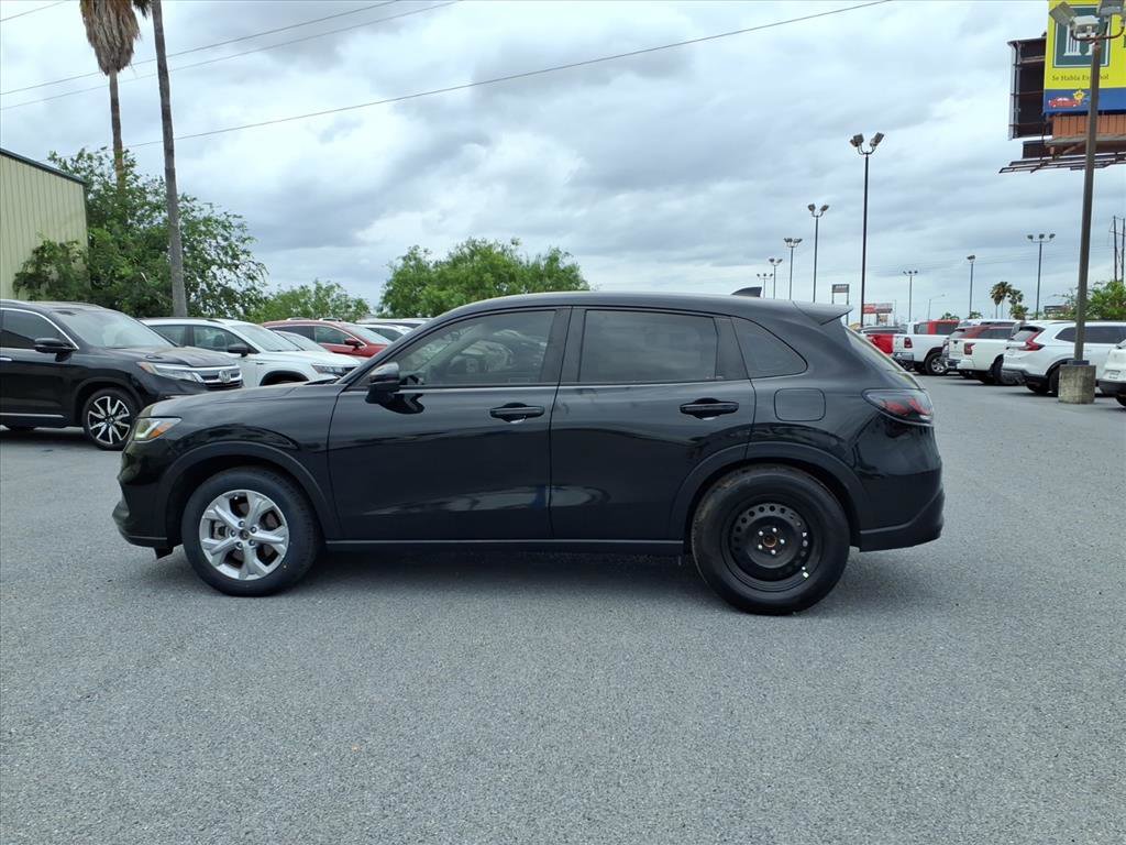 Used 2025 Honda HR-V LX image 5