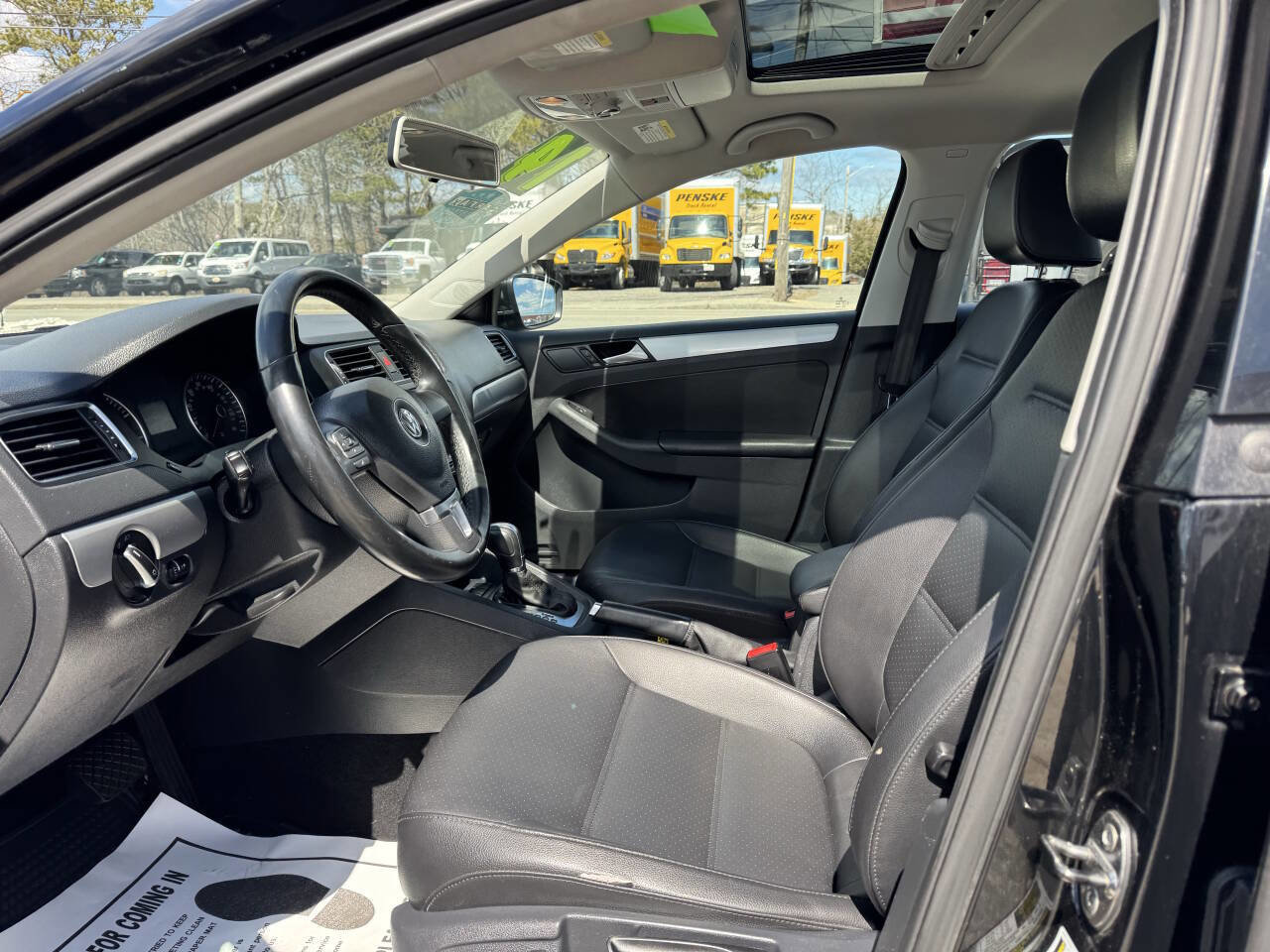 Used 2014 Volkswagen Jetta SE image 14