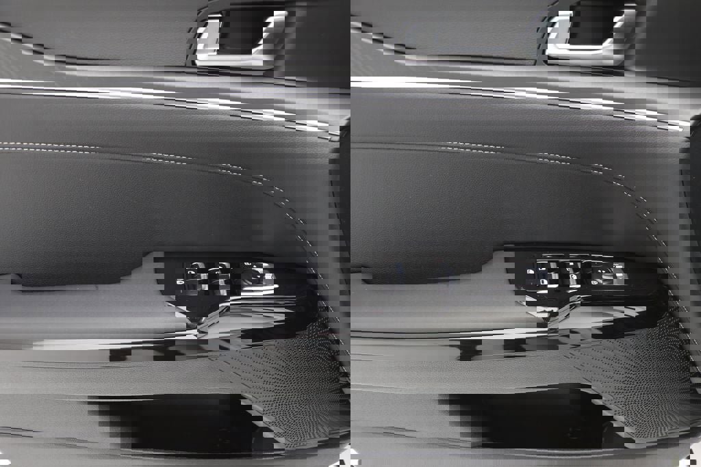 Used 2025 Kia K5 GT-Line image 15