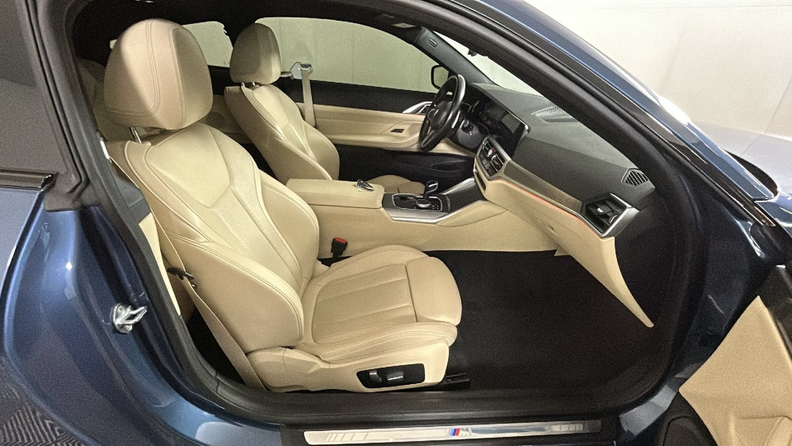 Used 2022 BMW 440i xDrive Coupe w/ Premium Package AWD/4WD image 35