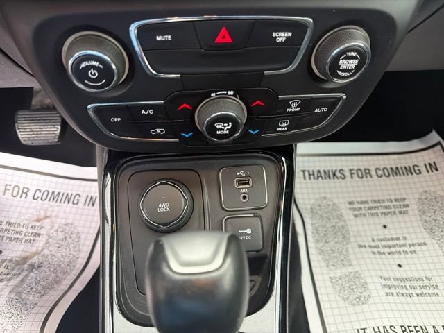 Used 2019 Jeep Compass Limited AWD/4WD image 18