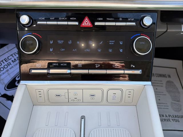 Used 2025 Hyundai Santa Fe Calligraphy image 22