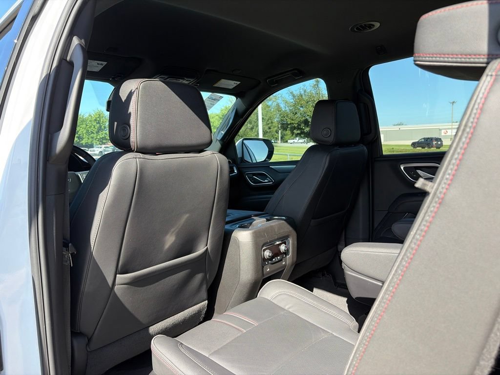 Used 2024 Chevrolet Suburban RST w/ Luxury Package AWD/4WD image 45