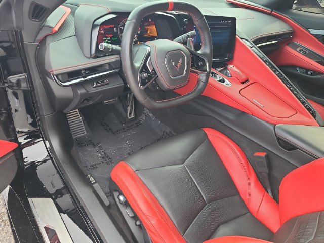 Used 2025 Chevrolet Corvette Stingray Preferred Conv w/ Z51 Performance Package RWD image 14