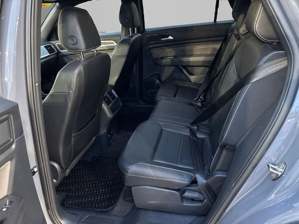 Used 2022 Volkswagen Atlas Cross Sport SE image 10
