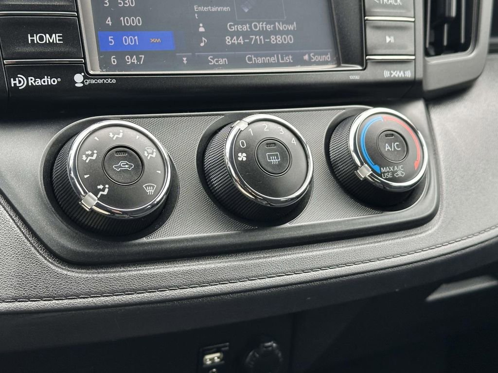 Used 2016 Toyota RAV4 LE image 26
