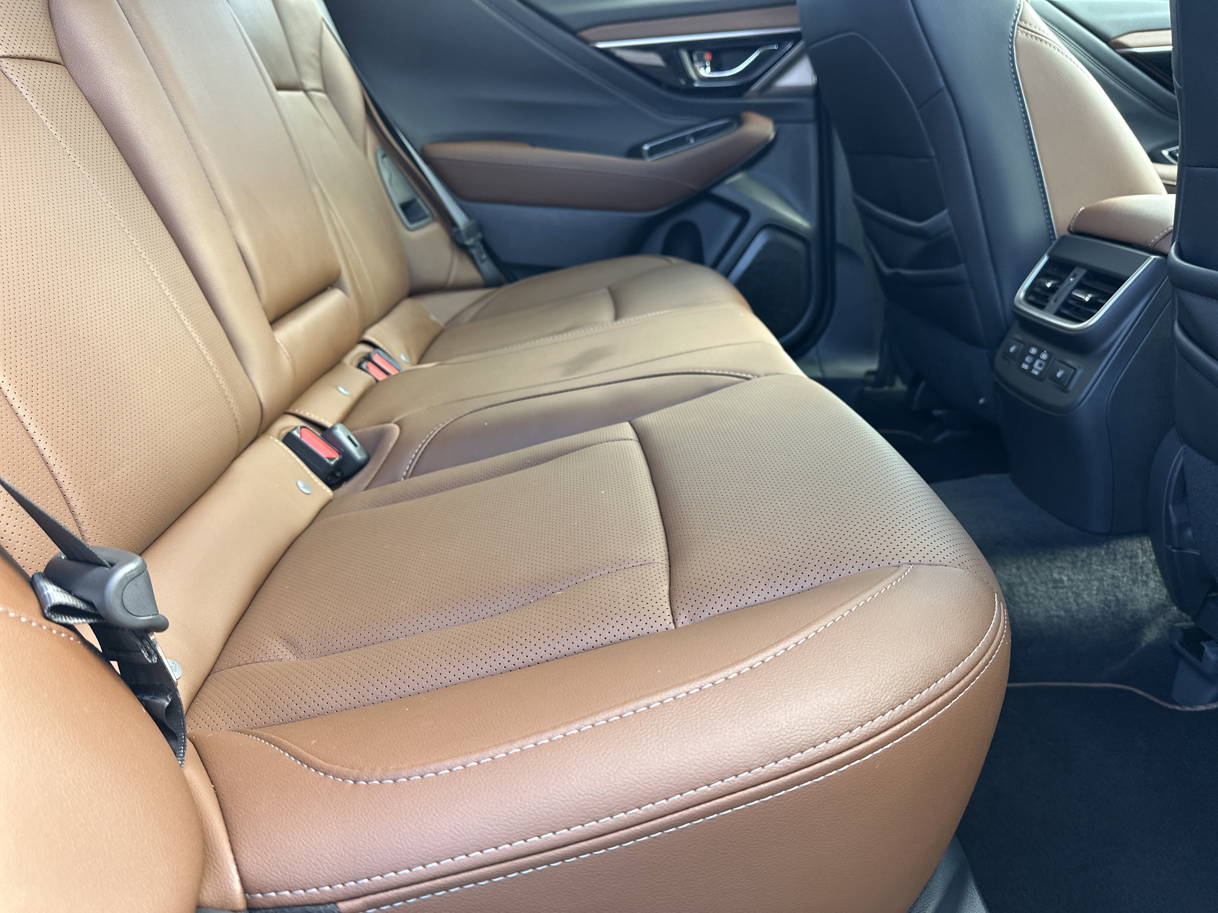 Used 2025 Subaru Outback Touring XT image 16