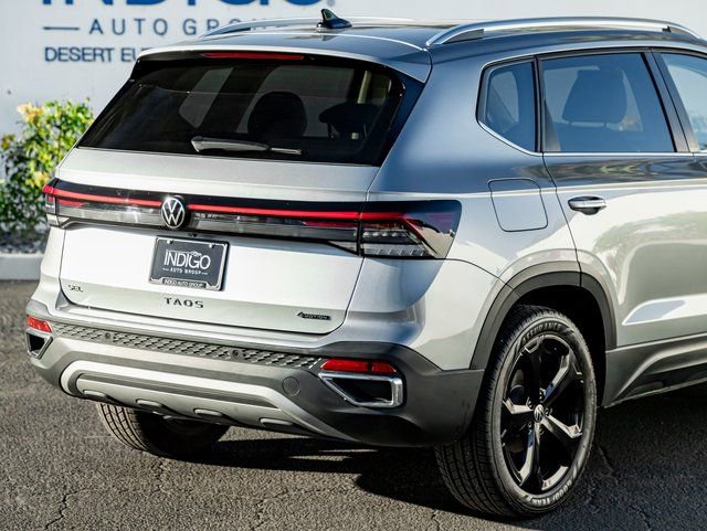 Used 2025 Volkswagen Taos SEL w/ Black Wheel Plus Package AWD/4WD image 7