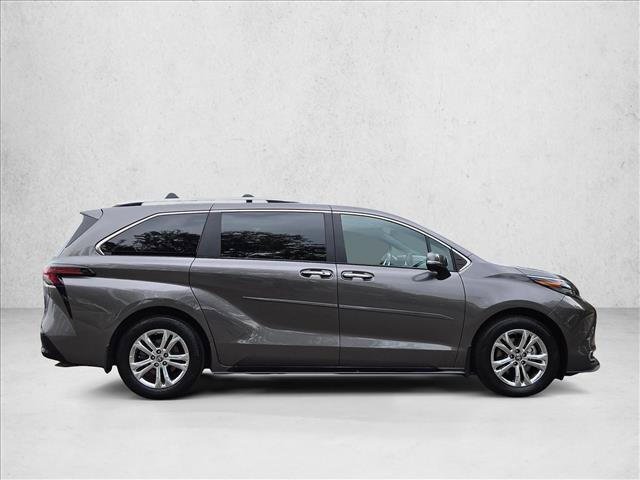 Certified 2024 Toyota Sienna Platinum AWD/4WD image 4