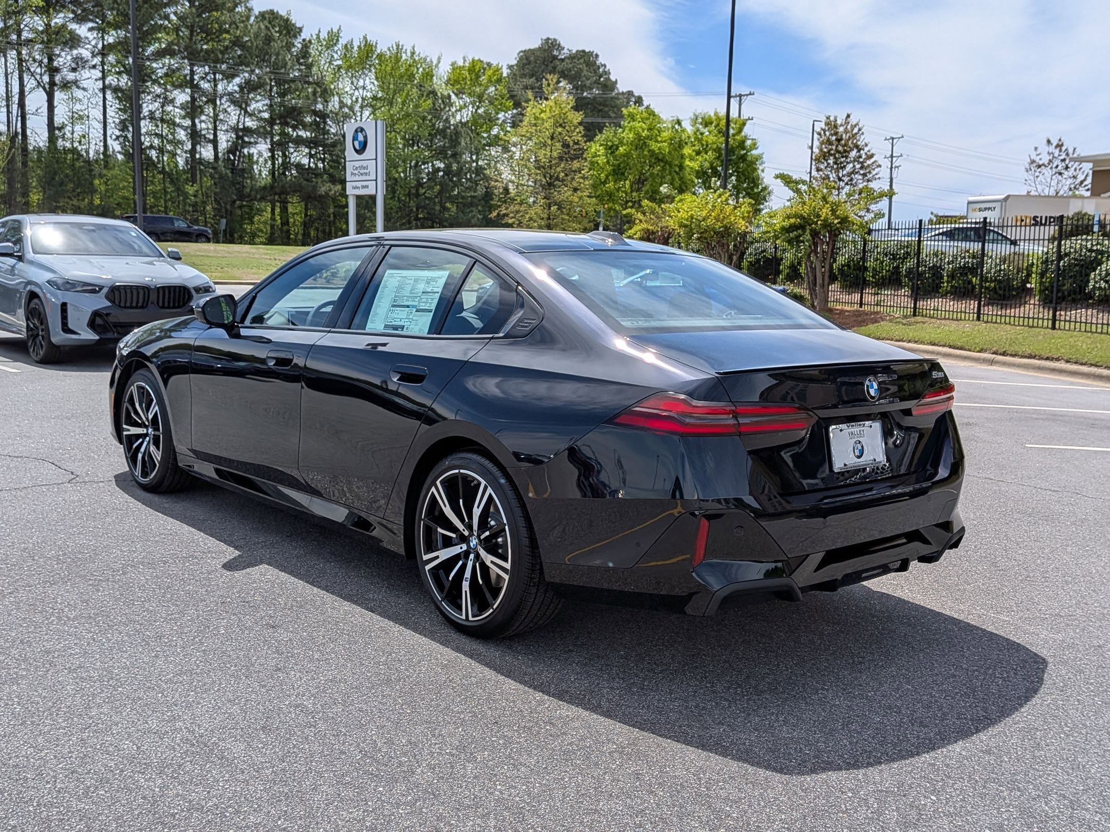 New 2026 BMW 530i w/ M Sport Package RWD image 5
