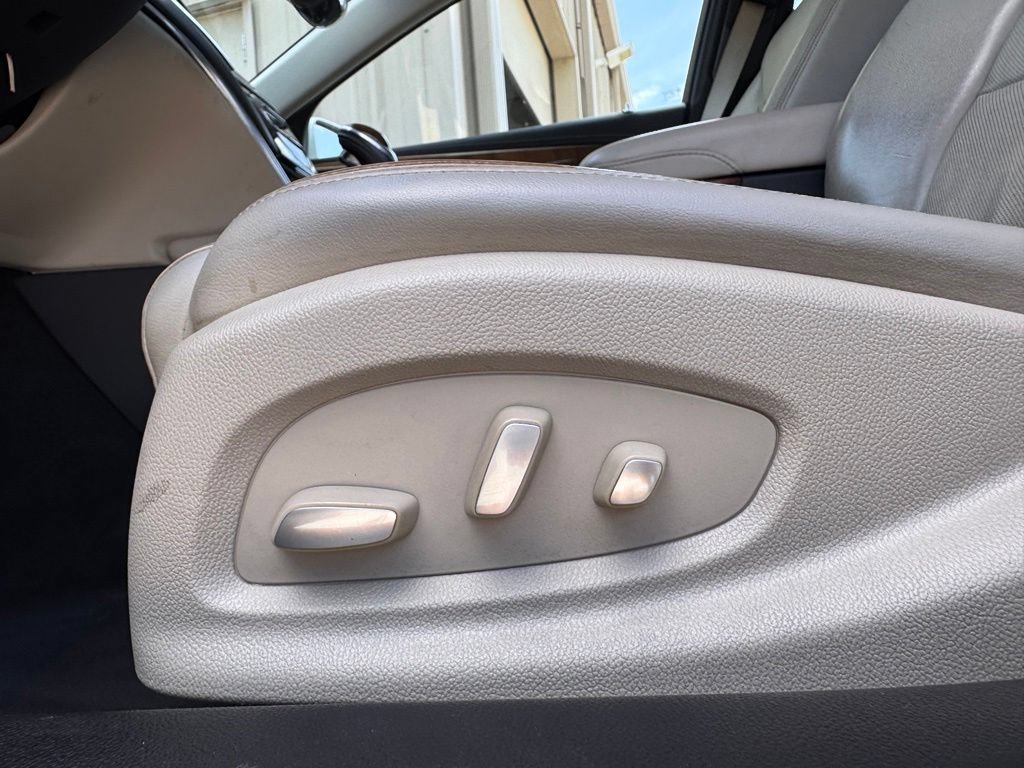 Used 2019 Cadillac XTS Luxury FWD image 8