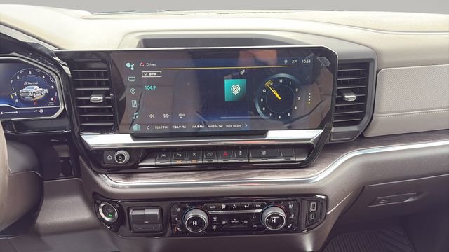 Used 2025 Chevrolet Silverado 1500 LTZ image 13