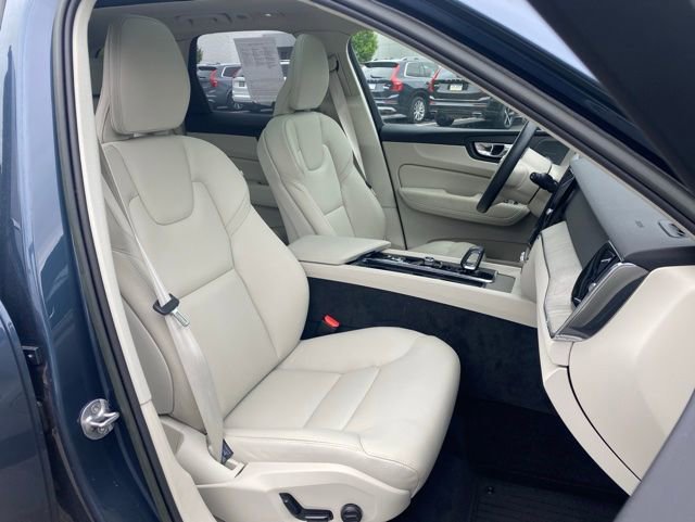 Used 2023 Volvo XC60 T8 Plus w/ Protection Package Premier AWD/4WD image 14