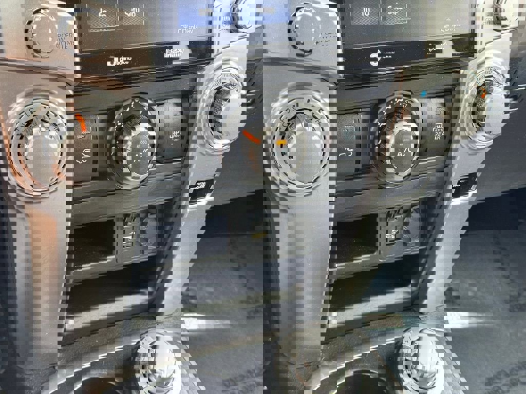 Used 2024 Toyota 4Runner SR5 image 30