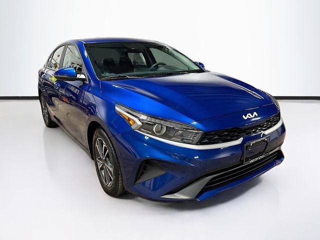 Used 2023 Kia Forte LXS w/ LXS Technology Package FWD video 1