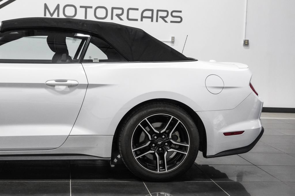 Used 2018 Ford Mustang GT Premium RWD image 15