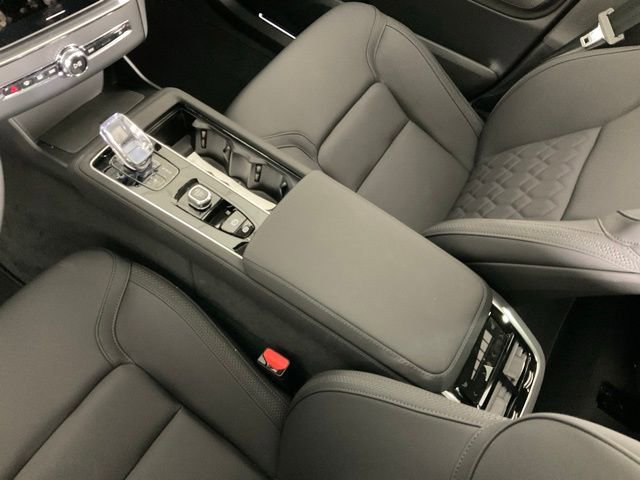New 2026 Volvo XC90 T8 Plus image 22