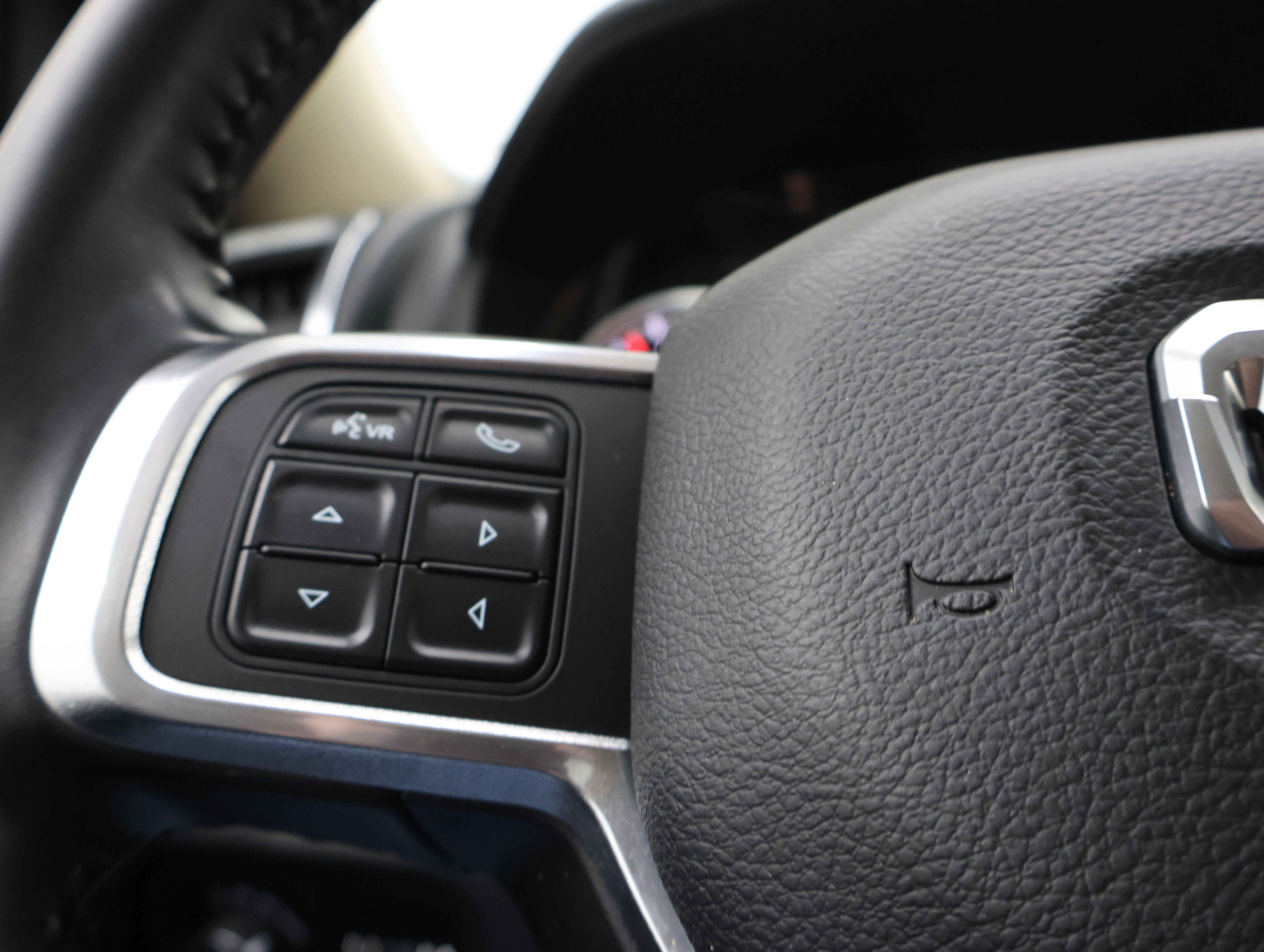 Used 2022 RAM 2500 Laramie AWD/4WD image 15