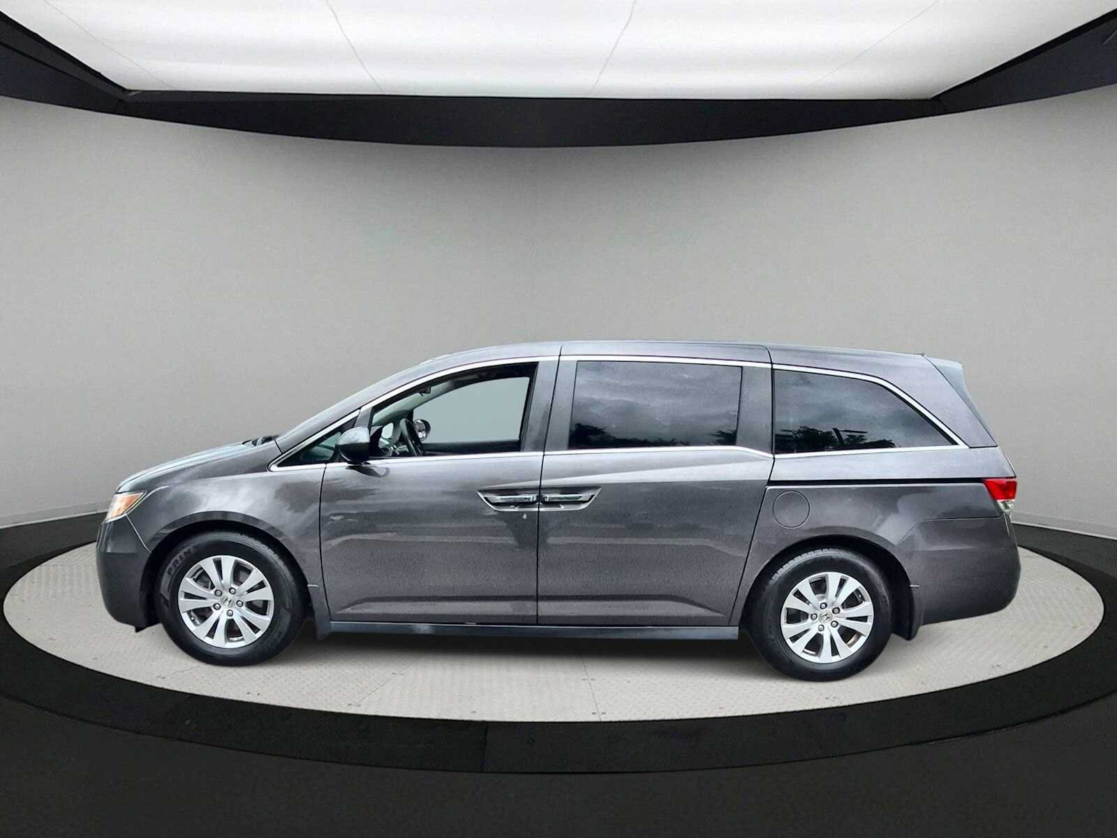 Used 2015 Honda Odyssey EX image 5