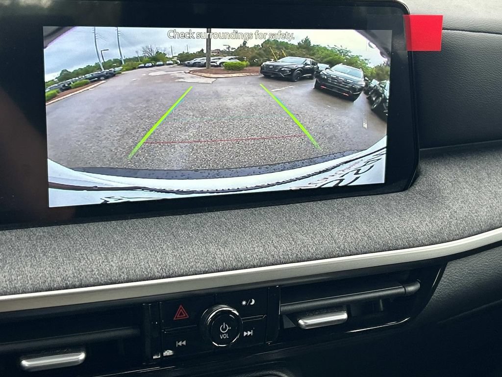 New 2026 Nissan Kicks S FWD image 33
