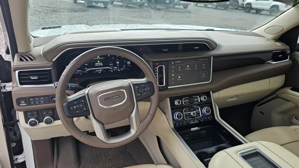 Used 2024 GMC Yukon XL Denali w/ Max Trailering Package AWD/4WD image 10