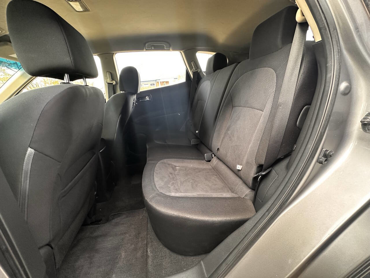 Used 2013 Nissan Rogue S FWD image 11