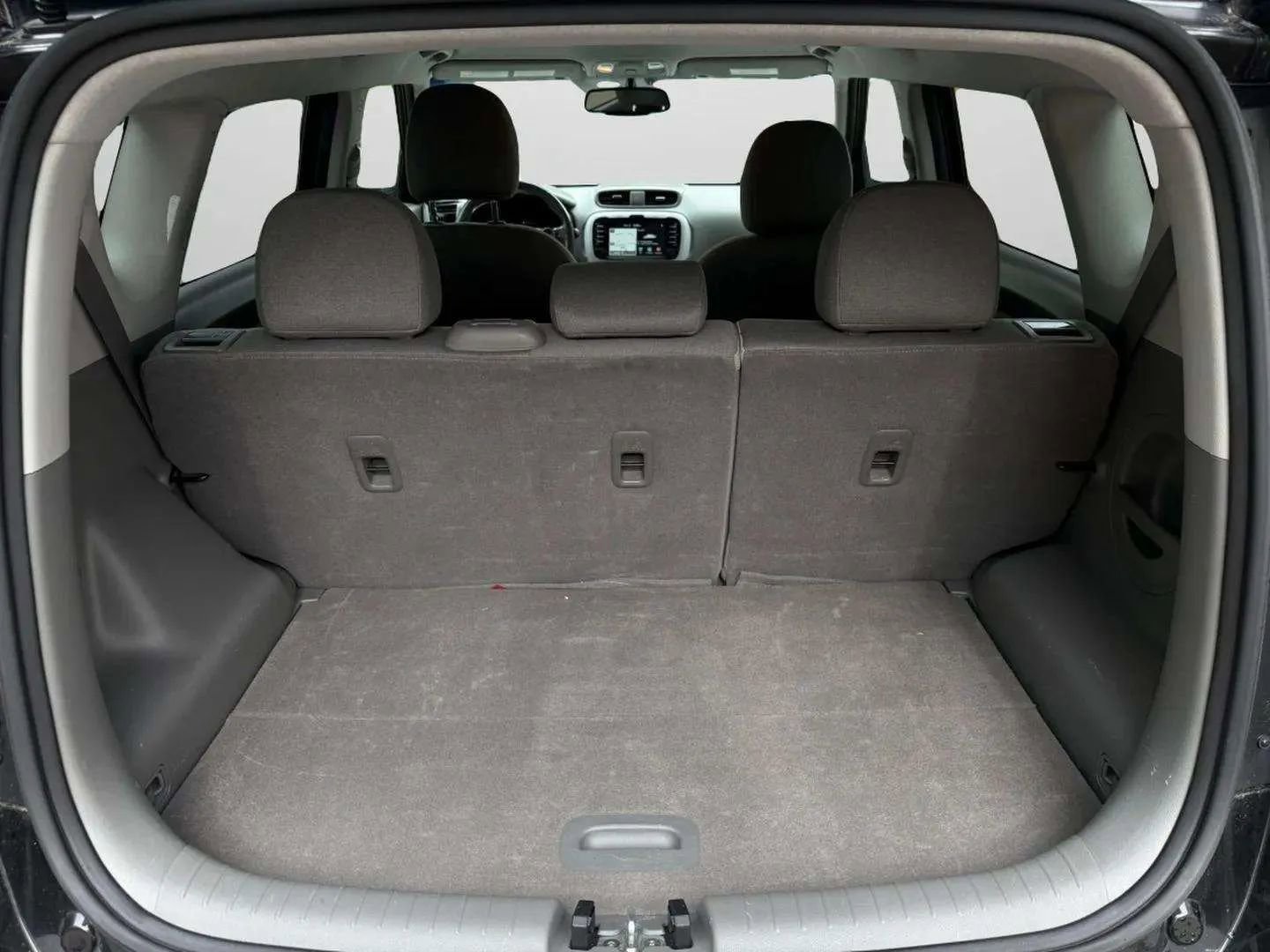 Used 2017 Kia Soul EV image 14