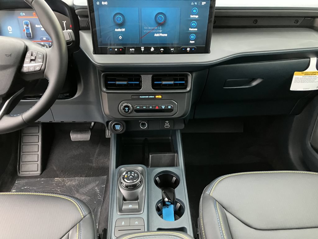 Used 2025 Ford Maverick Lobo AWD/4WD image 12
