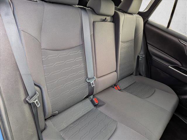 Used 2022 Toyota RAV4 SE w/ Convenience Package AWD/4WD image 20