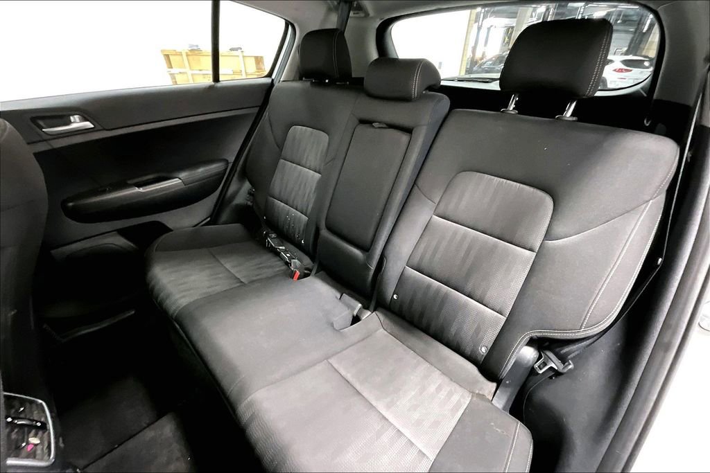 Used 2021 Kia Sportage LX image 33